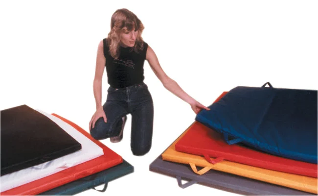 CanDo Mat with Handle – Non Folding – 1-3/8″ EnviroSafe Foam with Cover – 4′ x 6′ – Specify Color – 38-2310