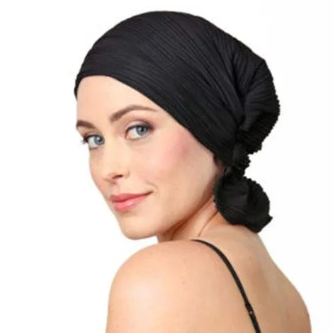Chemo Beanies Amy Black Wavy Knit