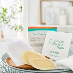 Convatec Duoderm Signal Tapered Edge Hydrocolloid Dressing 4X4 - Image 2