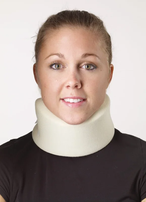 Corflex Cervical Collar Medium Firm Density Large Contoured 2-1/2 Inch Height 20 to 24 Inch Circumference – 15-5023-000