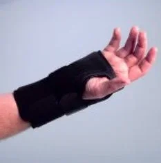 Darco International Deluxe Wrist Support Palmar Stay Foam Right Hand Black Medium – 451-4010-40R