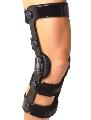 DJO DonJoy 4TITUDE Knee Brace Small 15-1/2 to 18-1/2 Inch Circumference Right Knee – 11-0830-2-06060