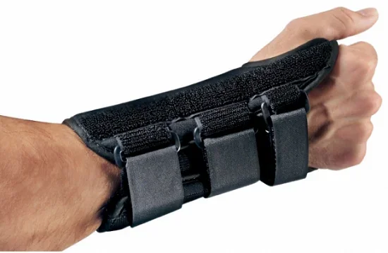 DJO Wrist Splint Left Hand Black Medium – 79-87295-5681