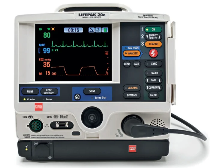 LIFEPAK 20e defibrillator/monitor: Internal paddles 2.3″
