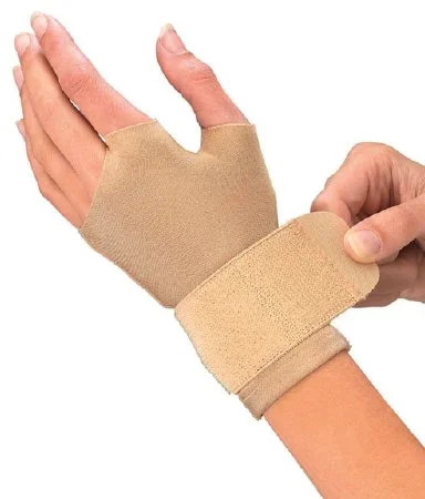 Mueller Sports Medicine Mueller Compression & Support Gloves Compression Glove Fingerless Medium Over-the-Wrist Ambidextrous Stretch Fabric – 6903