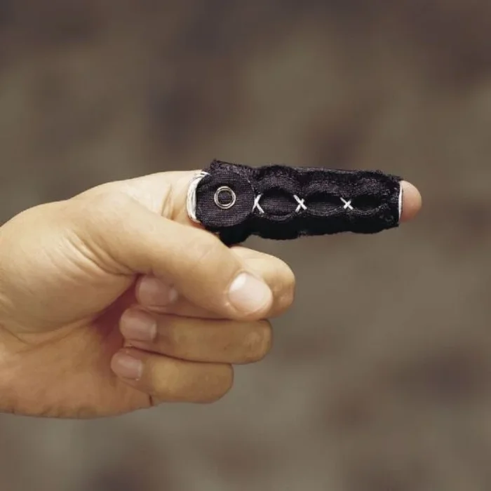Patterson Medical Supply LMB Finger Hugger Finger Support 3-1/2 Inch Length Lycra Left or Right Hand Black – 55327505