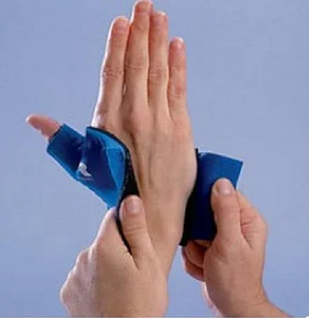 Patterson Medical Supply Thumb Splint Left Hand Small – A95253