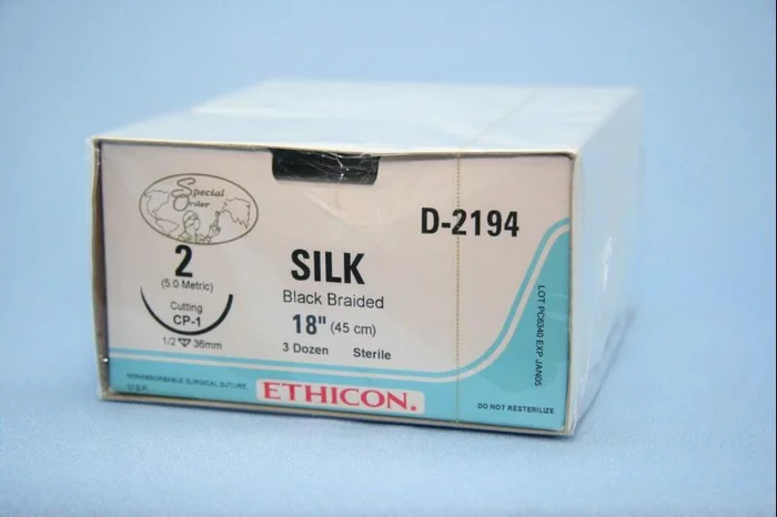 Perma-Hand Black Braided Silk Suture with 36 mm 1/2 Circle CP-1 Reverse Cutting Needle, 18″ Long, Size 2
