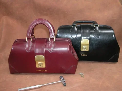 Specialist Physician Bag 16 Black Alligator