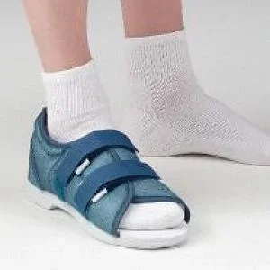 SVS LLC Dba S2S Global Darby Stat Post-Op Shoe Pediatric Pediatric – DS1012-00