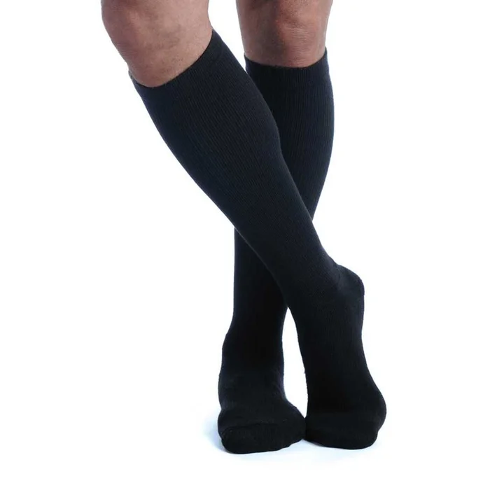 Venosan Travelline Graduated Compression Socks Travelline Graduated Compression Socks, Women’s Small, Black, Pair – 66930/NA/NA/SMBLK