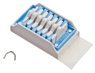 Weck Horizon Titanium Ligating Medium Clips, 6 clips/cartridge, 30 cartridges/box